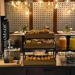 Western Regence Hotel 4*
