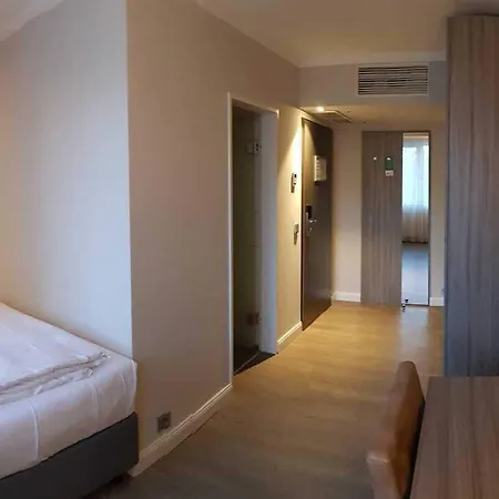 Western Regence Hotell