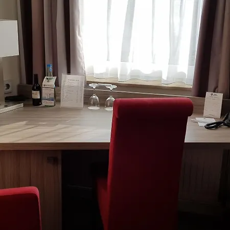 Western Regence Hotel