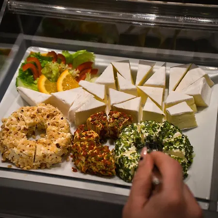 酒店 Western Regence 4*