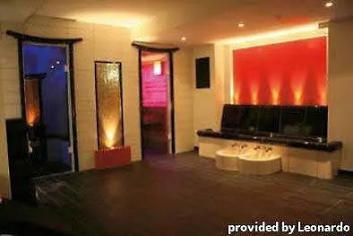 Western Regence 4*