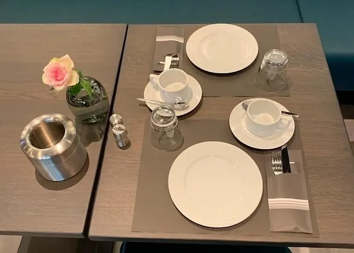 Western Regence Hotel 4*