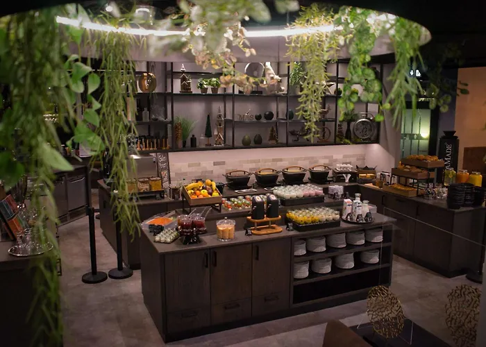 호텔 Western Regence 4*