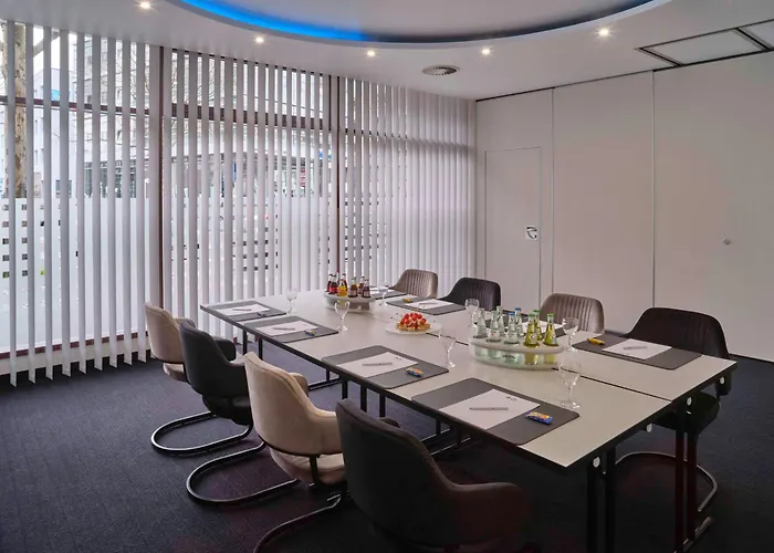 Western Regence 호텔 4*