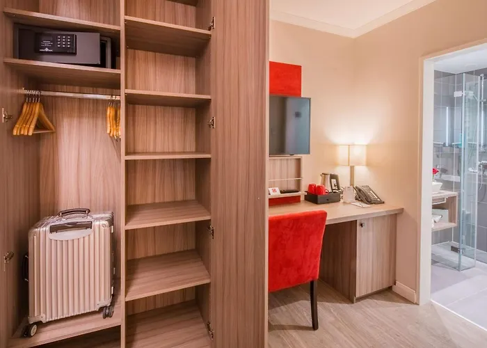 Hotel Western Regence 4*